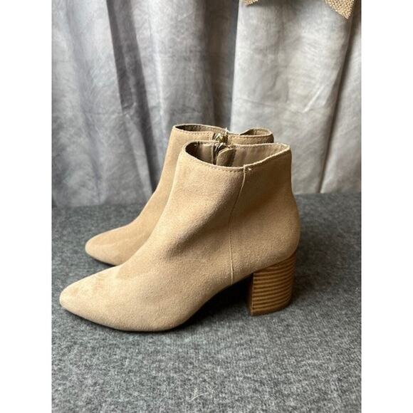 Blondo Women's Tasel Waterproof Ankle Bootie Women's Size 5.5 Tan Suede - Picture 5 of 11